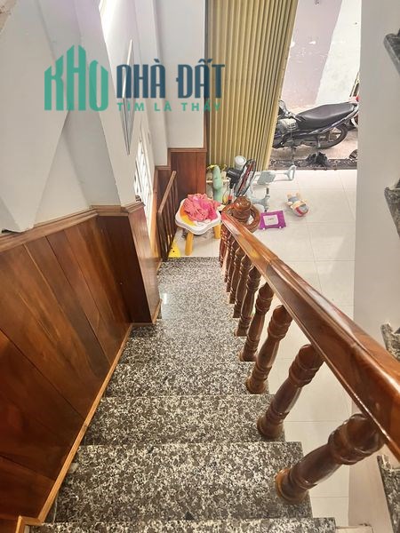 Bán Nhà Hẻm Trần Hưng Đạo P.Đống Đa Quy Nhơn , 41,3m2 , 1 Mê , Giá 1 Tỷ 390Tr