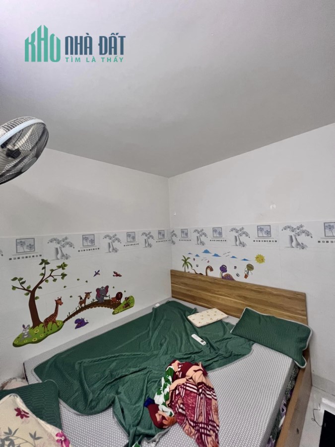Bán Nhà Hẻm Trần Hưng Đạo P.Đống Đa Quy Nhơn , 41,3m2 , 1 Mê , Giá 1 Tỷ 390Tr