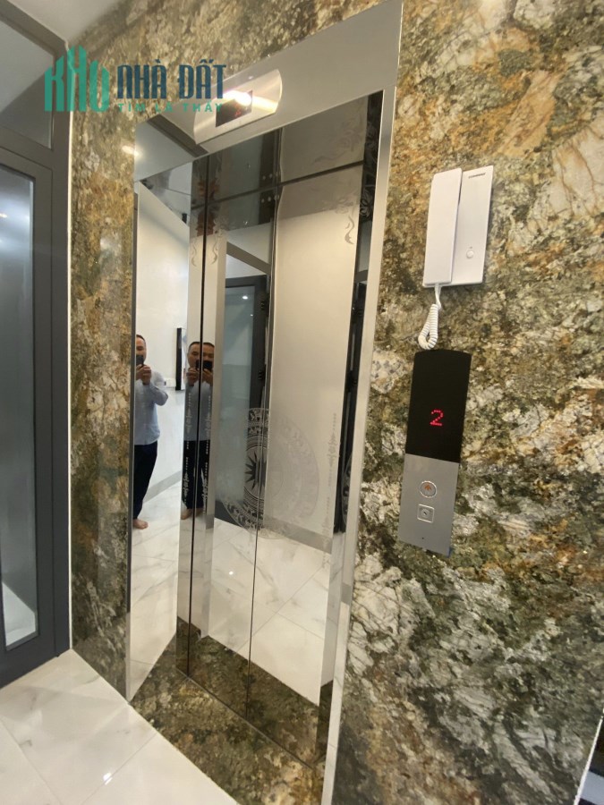 Bán nhà 77m2 phố Nghi Tàm, Tây Hồ Thang máy Nhập 8 phòng ngủ Dòng tiền khủng 9.3 Tỷ