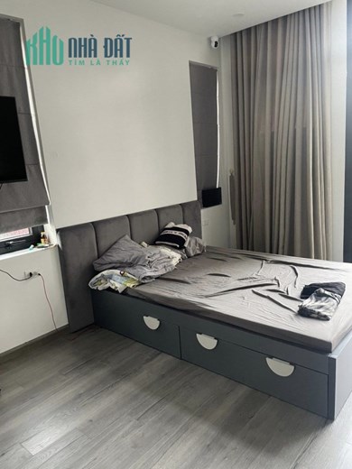 Bán nhà 75m2 phố Nghi Tàm, Tây Hồ Thang máy Nhập 8 phòng ngủ Dòng tiền khủng 9.2 Tỷ