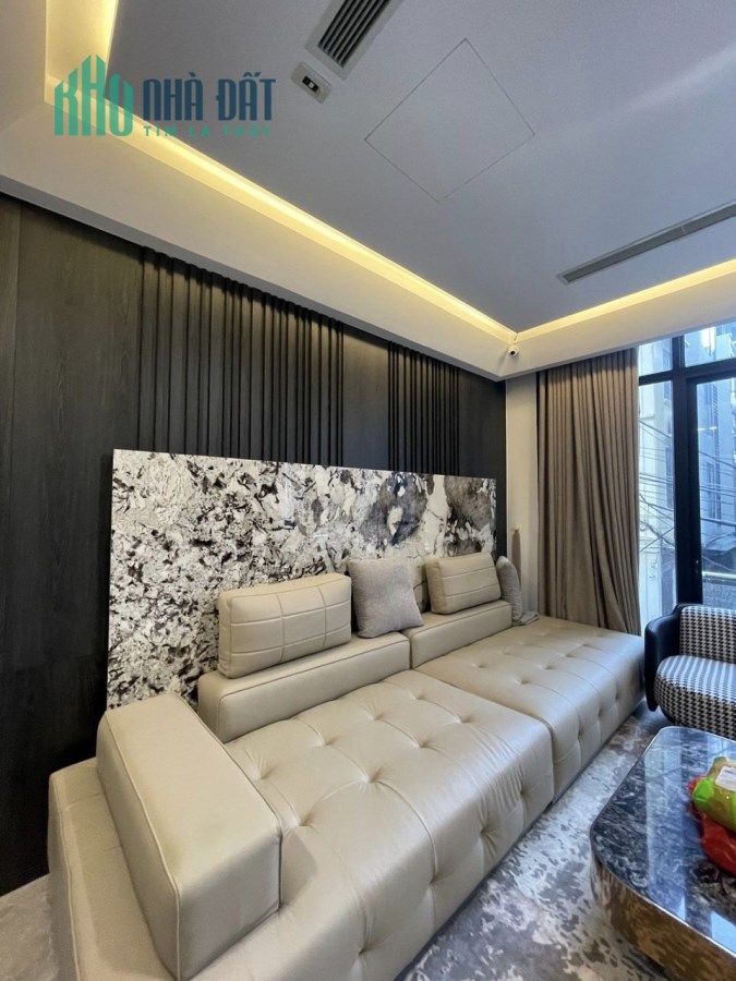 Bán nhà 78m2 phố Nghi Tàm, Tây Hồ Thang máy 8 ngủ Dòng tiền tốt 9.1 Tỷ