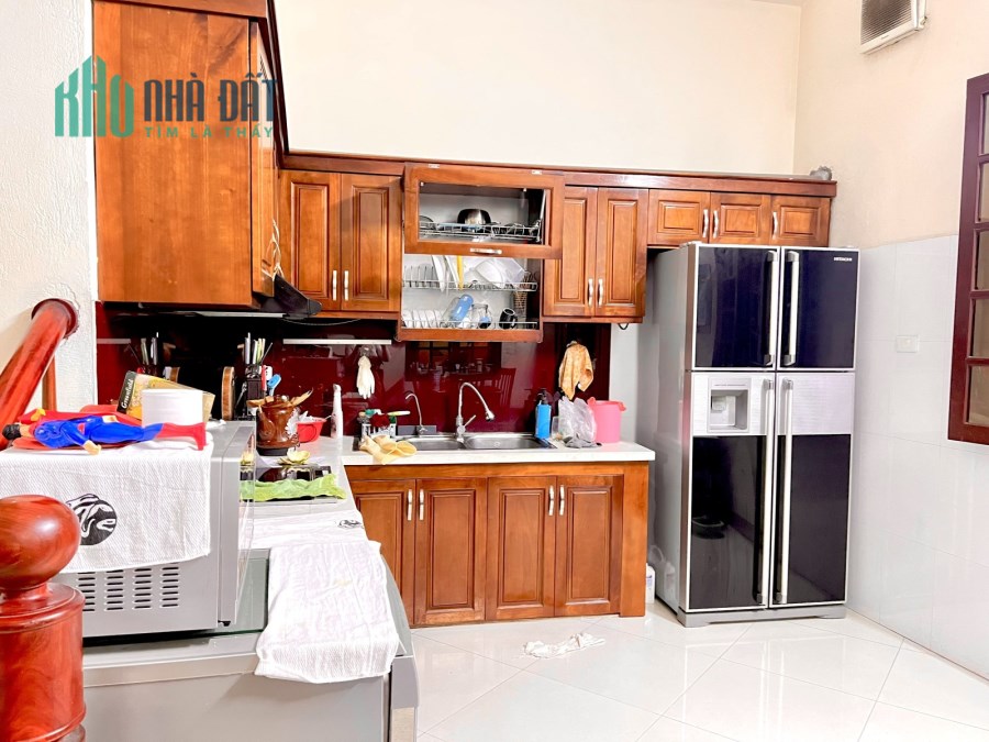 NHÀ MẶT PHỐ CHÙA QUỲNH 110M2; 4 TẦNG.