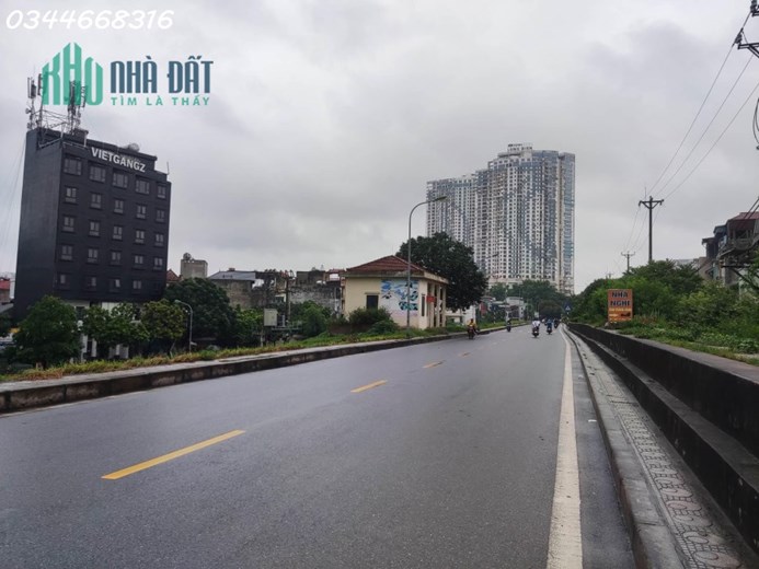 Bán đất Ngọc Thụy, ô tô đỗ cửa, cách mặt phố 20m. Giá 2.1 tỷ