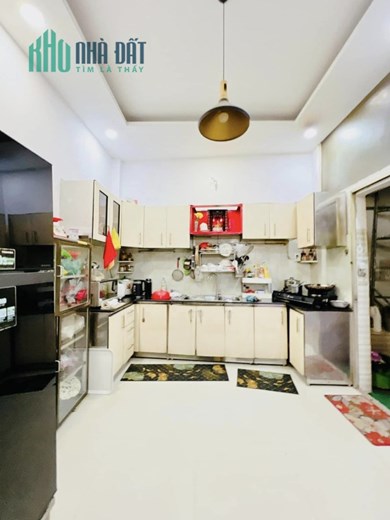 XE HƠI NGỦ TRONG NHÀ - NGANG SIÊU KHỦNG - 101M - 3 TẦNG ĐẸP - CHỈ 9 TỶ - TÔN THẤT THUYẾT - Q4 - CHỦ