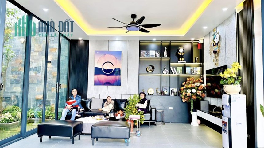 Siêu Phẩm Lô Góc Trần Duy Hưng, Mới Đẹp, Thông, KD, Oto gần, 43m, 5T, 4.92 tỷ