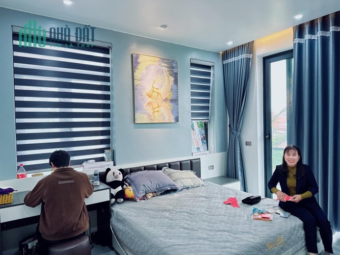 Siêu Phẩm Lô Góc Trần Duy Hưng, Mới Đẹp, Thông, KD, Oto gần, 43m, 5T, 4.92 tỷ