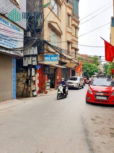 BÁN NHÀ RIÊNG KIM NGƯU -HAI BÀ TRƯNG -HÀ NỘI -VÀI PHÚT LÊN PHỐ 
50M RA Ô TÔ -BA GÁC ĐỖ CỬA