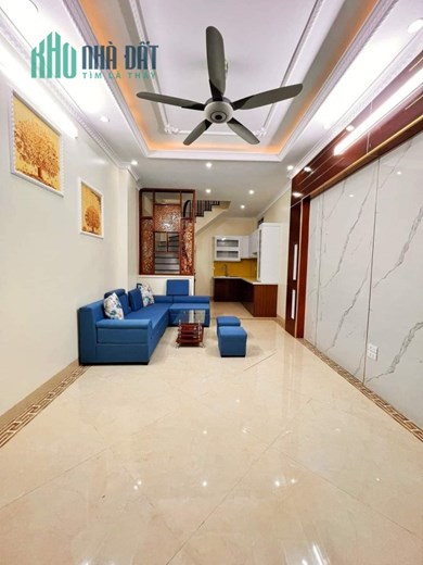 BÁN NHÀ RIÊNG KIM NGƯU -HAI BÀ TRƯNG -HÀ NỘI -VÀI PHÚT LÊN PHỐ 
50M RA Ô TÔ -BA GÁC ĐỖ CỬA