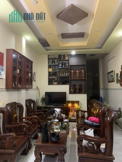 Bán nhà 3 tầng 4PN, 67m2, Hẻm xe hơi Lê Đình Cẩn, Bình Tân, chỉ 4.79 tỷ TL