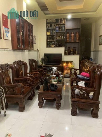 Bán nhà 3 tầng 4PN, 67m2, Hẻm xe hơi Lê Đình Cẩn, Bình Tân, chỉ 4.79 tỷ TL