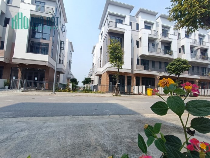 Sale nhanh 1 căn nhà 4 tầng rẻ hơn thị trường 1 tỷ.