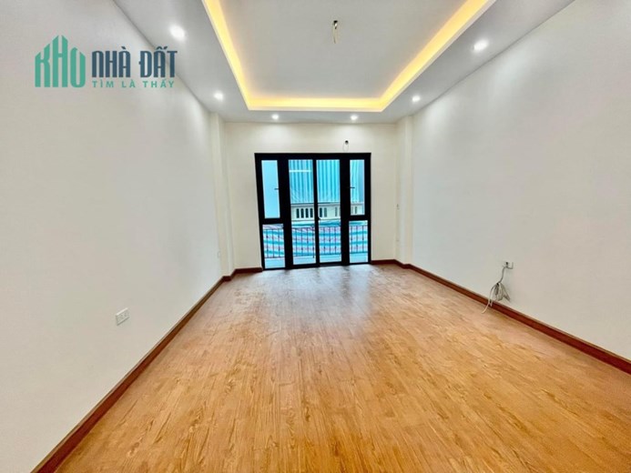 VĂN QUÁN - NHÀ ĐẸP Ở NGAY - Ô TÔ ĐỖ CỬA - 5 TẦNG, MT3.6M, CHỈ 4TỶ 6