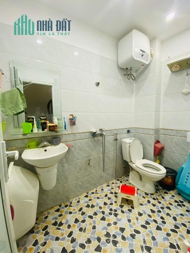 NHÀ MINH KHAI -LÔ GÓC 40M2- 4T Ô TÔ Ở LUÔN GIÁ CHỈ 3T TỶ 6