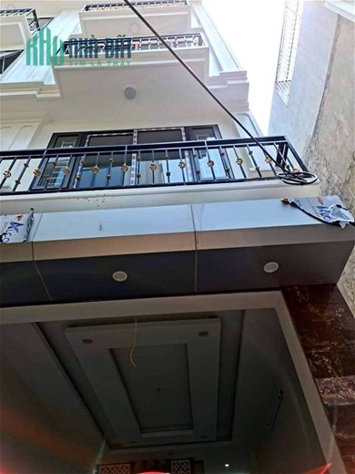 Tây Sơn-TT Đống Đa-Ngõ thẳng ô tô đi lại-35/40m-3T_MT4m-5.7 tỷ