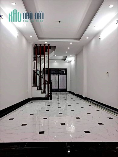 Tây Sơn-TT Đống Đa-Ngõ thẳng ô tô đi lại-35/40m-3T_MT4m-5.7 tỷ