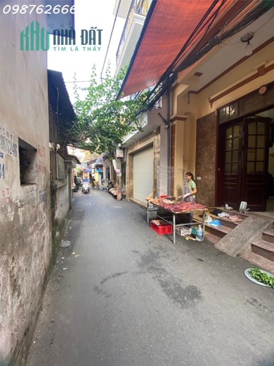 CỔ NHUẾ 48M 4T MT5M GIÁ CHỈ 4 TỶ 3
