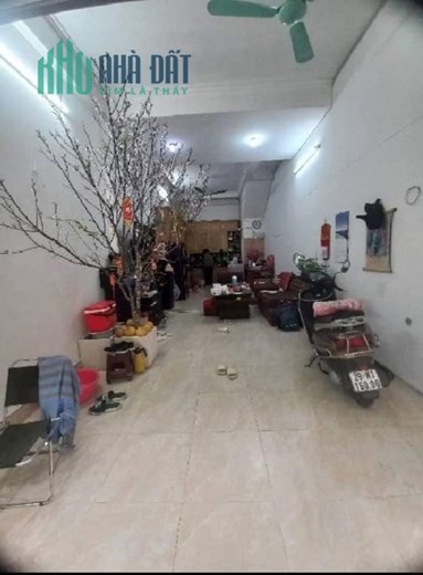 Bán nhà Yên Phúc, Văn Quán, Hà Đông, 51/61 T2, 4 tầng, 4,3 mặt tiền, giá 8 tỷ.