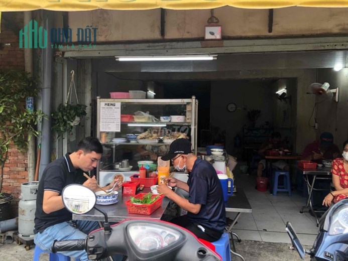 CẦN SANG LẠI QUÁN ĂN ĐANG HOẠT ĐỘNG KINH DOANH TỐT