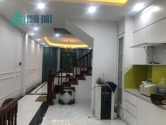 Bán nhà Xã Đàn, gần phố, ngõ nông, 35m2 x 4t, 2 thoáng, nhỉnh 4 tỷ