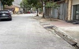 Bán 101m2 đất phân lô ngõ 1 Đổ Nhuận mt 7,2m giá 18,6 tỷ lh 0935628686