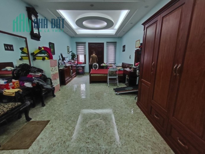 Bán nhà mặt phố Lương Yên, Hai Bà Trưng 80m x 5T thang máy x MT5m, gara, KD, 22 tỷ. LH: 0366051369