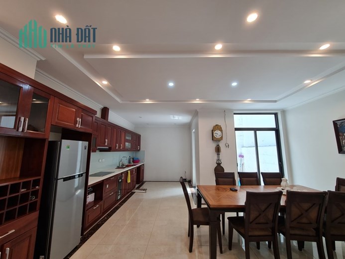 Bán nhà ngõ Thổ Quan, căn góc 3 thoáng, nhà đẹp, gần ô tô, 42m, 4 ngủ, 3.65 tỷ