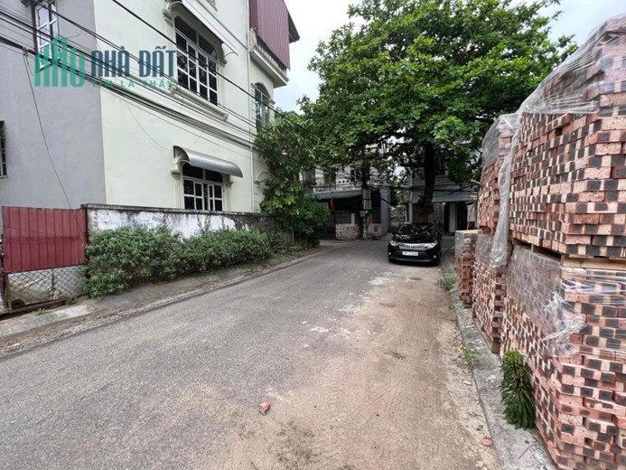 bán đất THẠCH BÀN  _ ĐẦU TƯ  CHIA LÔ _ KINH DOANH _ SÁT ĐƯỜNG 25 M
 150 m2 _ giá đầu tư