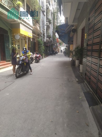 Nhà phố Lý Nam Đế Hoàn Kiếm Lô Góc oto tránh 150m chỉ 23 tỷ