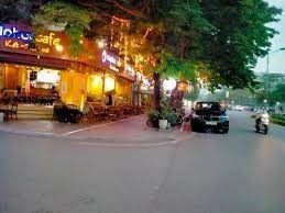 Bán biệt thự mặt hồ khu đô thị mới thành phố giao lưu, 368m2, lô góc giá 109tỷ