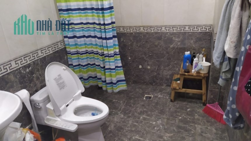 BÁN NHÀ CẦU GIẤY, PHỐ NGUYỄN KHANG 95M, 5T, MT 4.5M, MẶT PHỐ, 2 THOÁNG, KD, NHỈNH 18 TỶ, 0937651883.