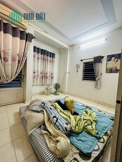 Đường xe hơi Âu Dương Lân, phường 3 quận 8, 4 PN, 3 tầng, giá 5 tỷ 200 triệu TL
