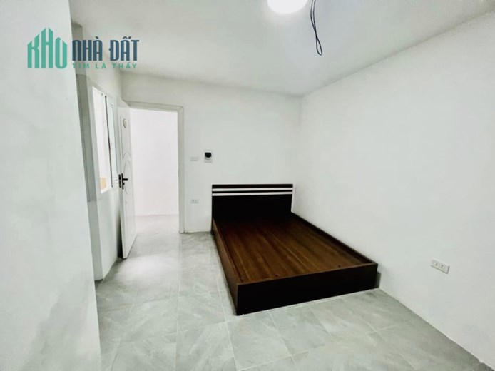 Chính Chủ Bán Tòa Nhà Văn Phòng 8 Tầng 1 Hầm Thông Sàn Thang Máy Kinh Doanh Siêu Đỉnh Trên Phố