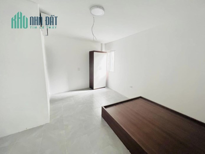 Chính Chủ Bán Tòa Nhà Văn Phòng 8 Tầng 1 Hầm Thông Sàn Thang Máy Kinh Doanh Siêu Đỉnh Trên Phố