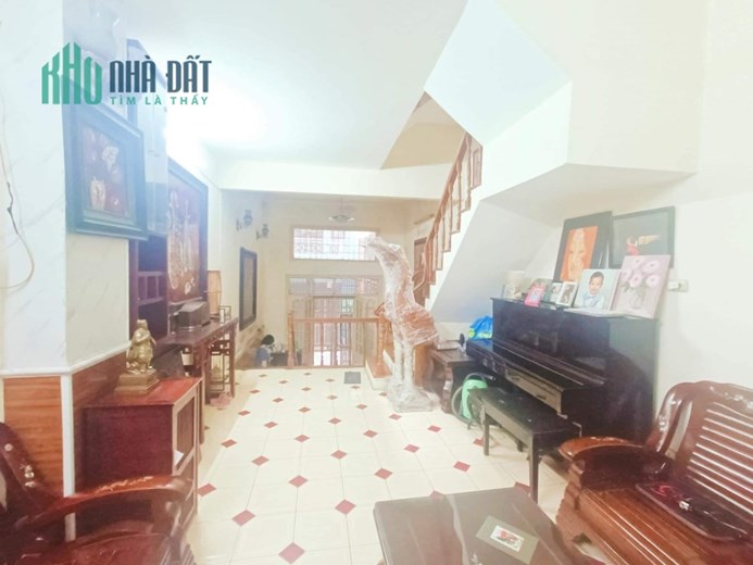95m Mặt Tiền 6m Phố Lê Trọng Tấn Thanh Xuân. Nhà Phân Lô Ô Tô Tránh. Kinh Doanh Sầm Uất. Chủ Thiện
