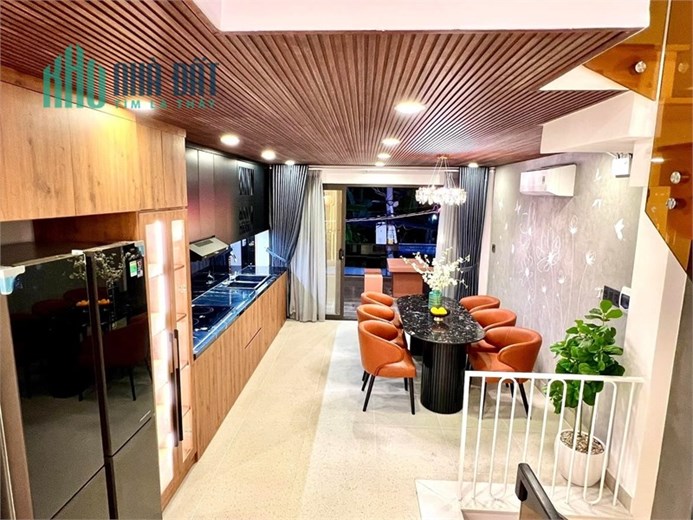 Giảm Sốc ! Siêu phẩm 6 tầng thang máy, Mặt tiền Đường Số 8, P.11, Gò Vấp