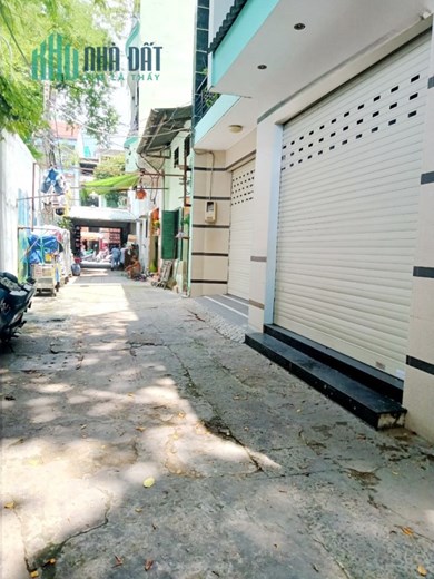 Nhà thuê 3 Tầng hẻm 4m đường Nguyễn Trãi P11Q5 - 15 Triệu