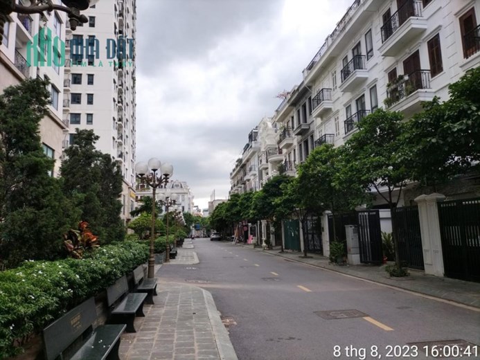 Không Chốt Hơi Phí, Liền Kề Tổng Cục 5 Yên Xá, 100m, chào giá 17.5 tỷ