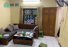 Bán nhà TT Quỳnh Mai diện tích 80m2 chỉ nhỉnh 2 tỷ