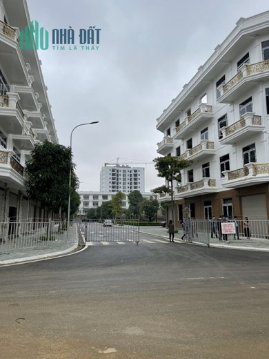 THANH TOÁN 2,2 TỶ. NHẬN NHÀ, SANG TÊN SỔ NGAY. HOTLINE: 0966 343 969