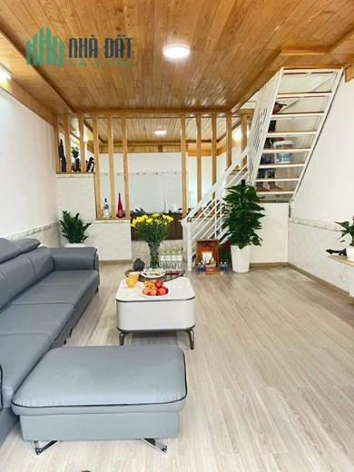 ( Sos Sos ) Giảm giá bán gấp căn Nhà siêu đẹp đường Trần Anh Tông, Đà Lạt giá chỉ 2.25 tỷ