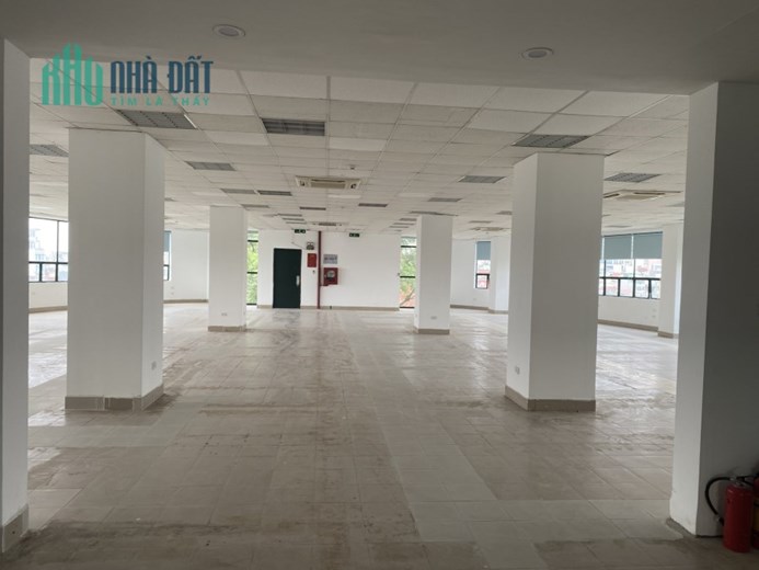 Cho thuê sàn văn phòng tại tòa HTP nằm chính giao lộ ngã tư phố Trần Khát Chân- Võ Thị Sáu