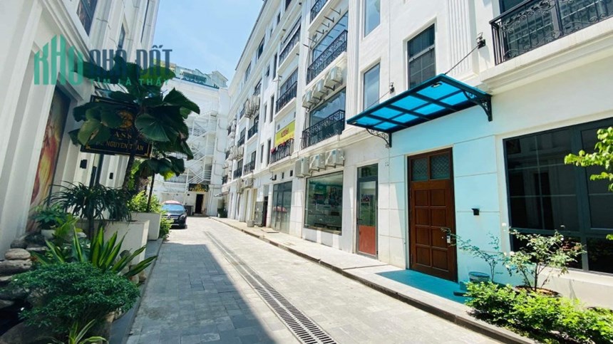 Nhà mặt phố Nguyễn Tuân - Ngụy Như Kon Tum, kinh doanh đỉnh, 2 mặt tiền