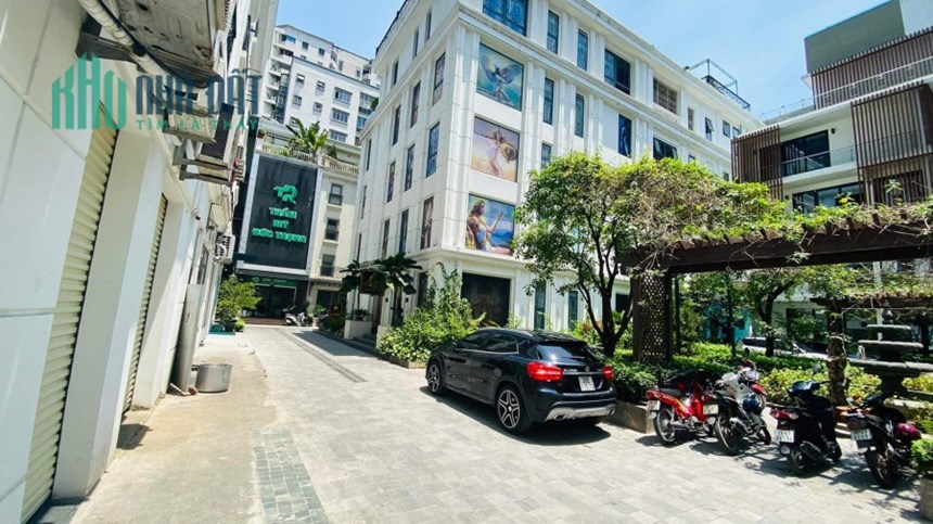Nhà mặt phố Nguyễn Tuân - Ngụy Như Kon Tum, kinh doanh đỉnh, 2 mặt tiền