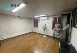Cho thuê nhà ngõ phố Phan Chu Trinh, Hoàn Kiếm, DT 25m x 4 tầng, hợp ở gia đình, giá 9 triệu