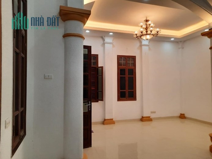 Hooot, Chính chủ nhờ bán căn nhà ngõ Tô Hiệu Hà Đông oto vào 55m² nhà 5 tầng giá 5 ty 9