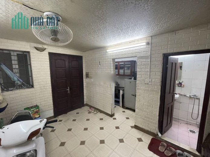 Cho thuê nhà ngõ phố Phan Chu Trinh, Hoàn Kiếm, DT 25m x 4 tầng, hợp ở gia đình, giá 9 triệu