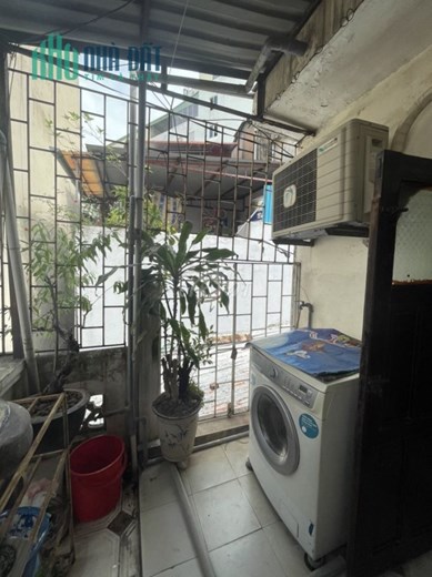 Cho thuê nhà ngõ phố Phan Chu Trinh, Hoàn Kiếm, DT 25m x 4 tầng, hợp ở gia đình, giá 9 triệu