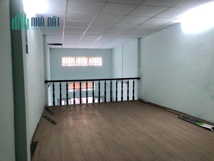 Hẻm xe hơi Âu Dương Lân, phường 3 quận 8, dt 72m2, sổ vuông vức nở hậu nhẹ, giá 5 tỷ 350 triệu TL