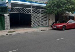 Sang nhượng hoặc cho thuê mặt bằng Địa chỉ 78 Phùng Hưng - Phước Long - Nha Trang