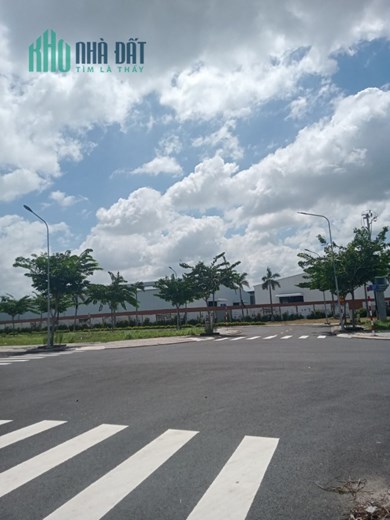 Chỉ Từ 750 Triệu Sở Hữu Nhà Ở Tân Uyên Với Kiến Trúc Hiện Đại